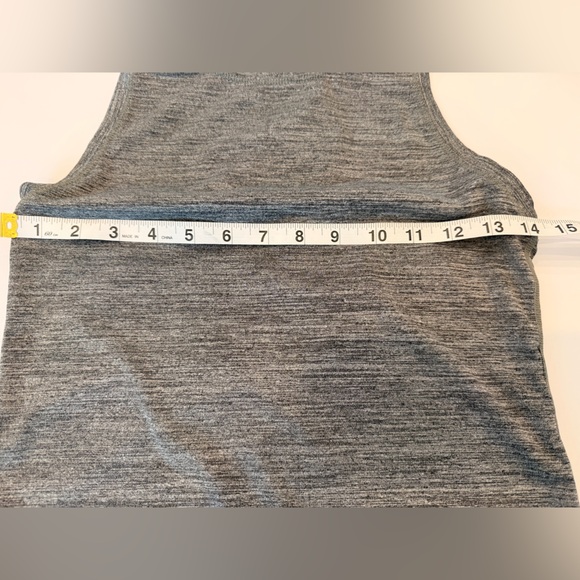lululemon Gray Racerback Tank Size 6 Workout Active‎ Top - Picture 5 of 6